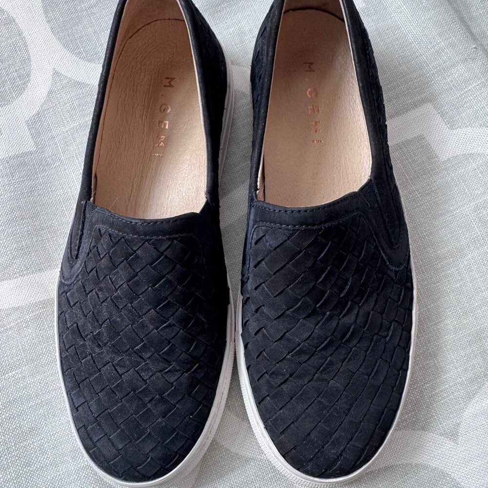 M. Gemi Women's Cerchio Nubuck Sneakers (EU 37)